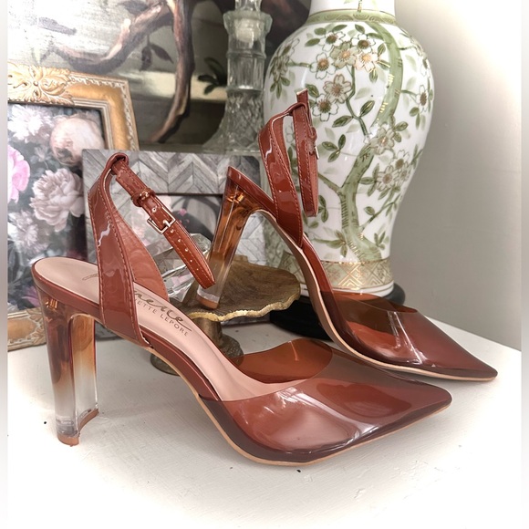 Nanette Lepore Glossy Ozzy Cognac Amber Lucite Strap Pointed Toe Heels - Picture 1 of 10